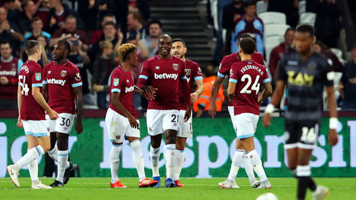 LONDON, ENGLAND - SEPTEMBER 26: Winston Reid of West Ham United celebrates with team mates after he scores his sides 5th goal during the Carabao Cup Third Round match between West Ham United and Macclesfield Town at The London Stadium on September 26, 2018 in London, England. (Photo by Warren Little/Getty Images)