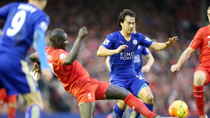 LIVERPOOL, ENGLAND - DECEMBER 26: Shinji Okazaki of Leicester City in action with Mamadou Sakho of Liverpool during the Premier League match between Liverpool and Leicester City at Anfield Stadium on December 26, 2015 in Liverpool, United Kingdom. (Photo by Plumb Images/Leicester City FC via Getty Images)