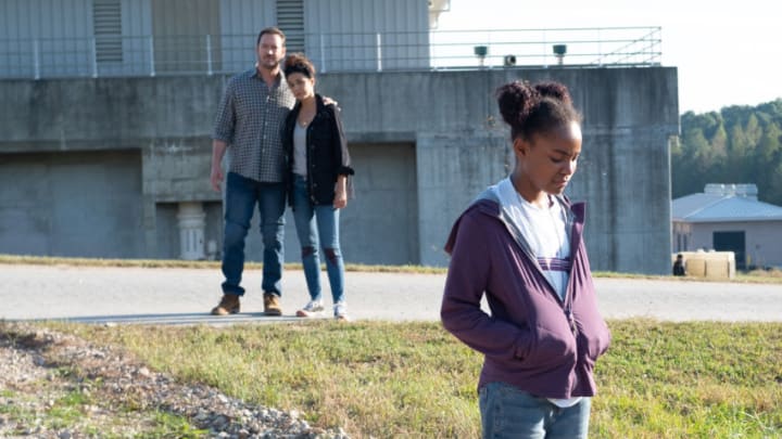 THE PASSAGE: L-R: Mark-Paul Gosselaar, Emmanuelle Chriqui and Saniyya Sidney in the “I Want To Know What You Taste Like” episode of THE PASSAGE airing Monday, Feb. 18 (9:00-10:00 PM ET/PT) on FOX. © 2019 FOX Broadcasting. Cr. Erika Doss / FOX.