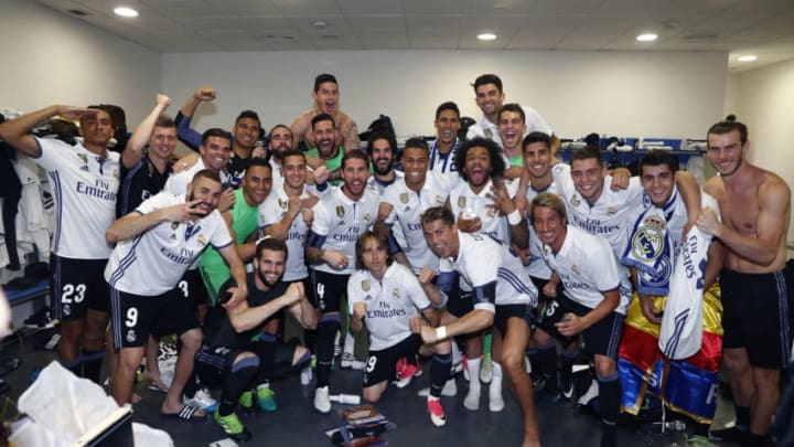 MALAGA, SPAIN - MAY 21: The Real Madrid squad celebrate winning the La Liga title following the La Liga match between Malaga and Real Madrid at La Rosaleda Stadium on May 21, 2017 in Malaga, Spain. (Photo by Helios de la Rubia/Real Madrid via Getty Images)