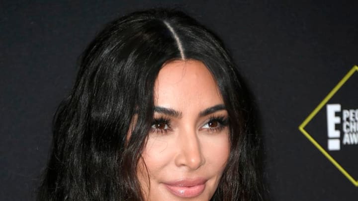 SANTA MONICA, CALIFORNIA - NOVEMBER 10: Kim Kardashian attends the 2019 E! People's Choice Awards at Barker Hangar on November 10, 2019 in Santa Monica, California. (Photo by Frazer Harrison/Getty Images)