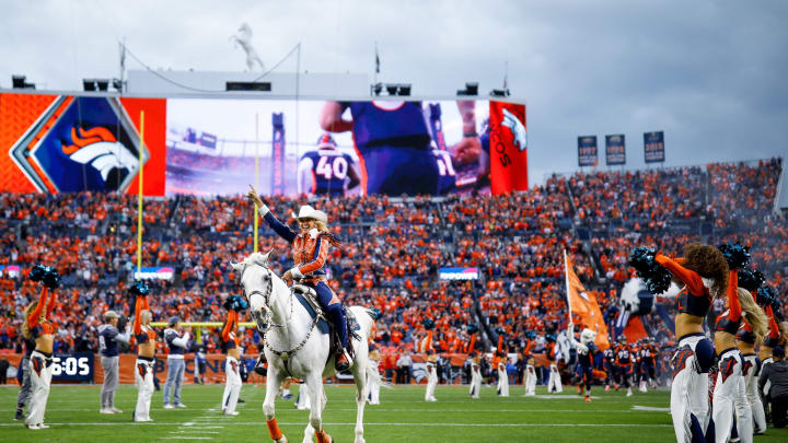 DENVER, CO – OCTOBER 1: Denver Broncos mascot Thunder is ridden onto the field by Ann Judge before a game between the Denver Broncos and the Kansas City Chiefs at Broncos Stadium at Mile High on October 1, 2018 in Denver, Colorado. (Photo by Justin Edmonds/Getty Images)