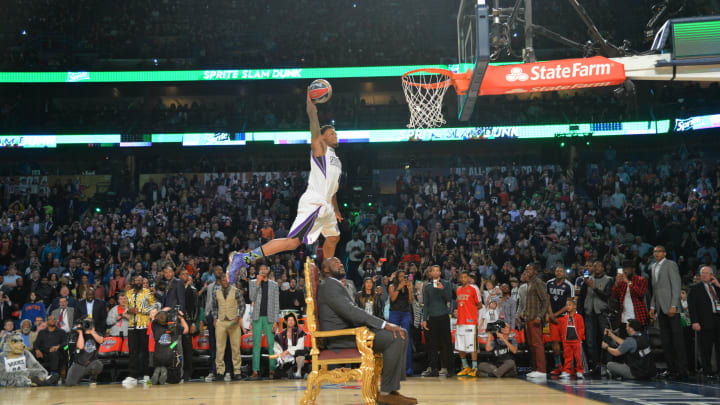 NEW ORLEANS, LA – FEBRUARY 15: Ben McLemore #16 of the Sacramento Kings dunks over NBA legend Shaquille O’Neal during the Sprite Slam Dunk Contest on State Farm All-Star Saturday Night as part of the 2014 All-Star Weekend at Smoothie King Center on February 15, 2014 in New Orleans, Louisiana. NOTE TO USER: User expressly acknowledges and agrees that, by downloading and/or using this photograph, user is consenting to the terms and conditions of the Getty Images License Agreement. Mandatory Copyright Notice: Copyright 2014 NBAE (Photo by Jesse D. Garrabrant/NBAE via Getty Images)