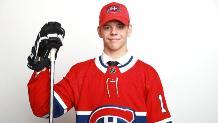 DALLAS, TX – JUNE 22: Jesperi Kotkaniemi poses after being selected third overall by the Montreal Canadiens during the first round of the 2018 NHL Draft at American Airlines Center on June 22, 2018 in Dallas, Texas. (Photo by Tom Pennington/Getty Images)