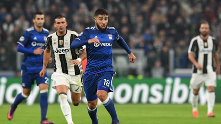 TURIN, ITALY - NOVEMBER 02: Nabil Fekir (R) of Olympique Lyonnais in action against Stefano Sturaro of Juventus during the UEFA Champions League Group H match between Juventus and Olympique Lyonnais at Juventus Stadium on November 2, 2016 in Turin, Italy. (Photo by Valerio Pennicino/Getty Images) TURIN, ITALY - NOVEMBER 02: Nabil Fekir (R) of Olympique Lyonnais in action against Stefano Sturaro of Juventus during the UEFA Champions League Group H match between Juventus and Olympique Lyonnais at Juventus Stadium on November 2, 2016 in Turin, Italy. (Photo by Valerio Pennicino/Getty Images)