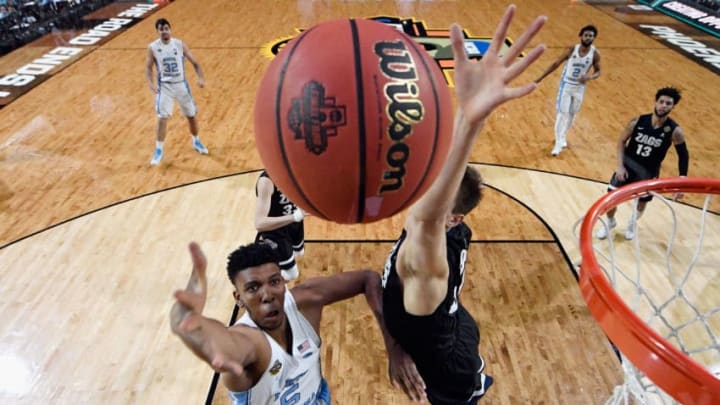 GLENDALE, AZ - APRIL 03: Tony Bradley