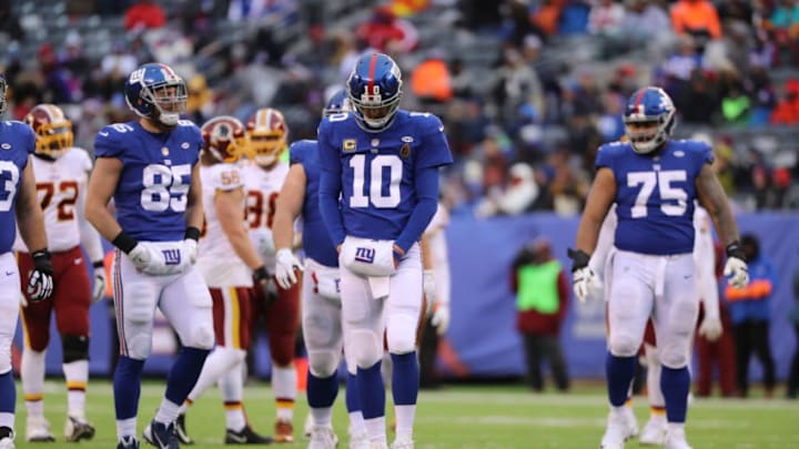 EAST RUTHERFORD, NJ - DECEMBER 31: Eli Manning