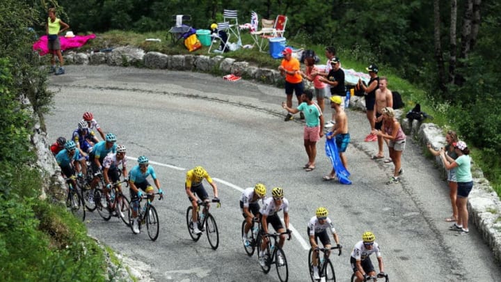 Yellow jersey holder Chris Froome of Team SKY and Great Britain climbs with his team at the front of the peloton during stage eight of the 2017 Tour de France from Dole to Station des Rousses on July 8, 2017 in Station des Rousses, France. (Photo by Bryn Lennon/Getty Images)