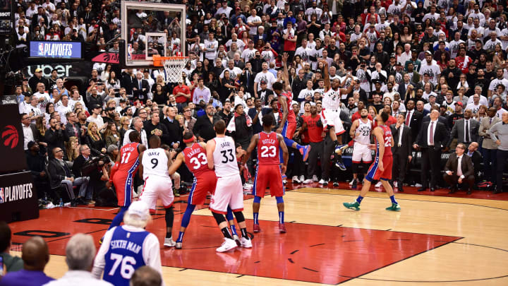 TORONTO, CANADA – MAY 12: Kawhi Leonard #2 of the Toronto Raptors shoots the game winning basket against the Philadelphia 76ers during Game Seven of the Eastern Conference Semi-Finals of the 2019 NBA Playoffs on May 12, 2019 at the Scotiabank Arena in Toronto, Ontario, Canada. NOTE TO USER: User expressly acknowledges and agrees that, by downloading and or using this Photograph, user is consenting to the terms and conditions of the Getty Images License Agreement. Mandatory Copyright Notice: Copyright 2019 NBAE (Photo by David Dow/NBAE via Getty Images)