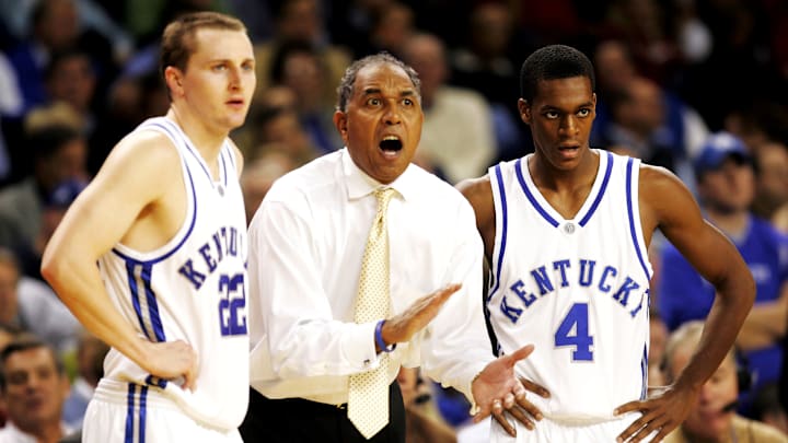 LOUISVILLE, KY – DECEMBER 11: Tubby Smith (C), the Head Coach of Kentucky, with Patrick Sparks