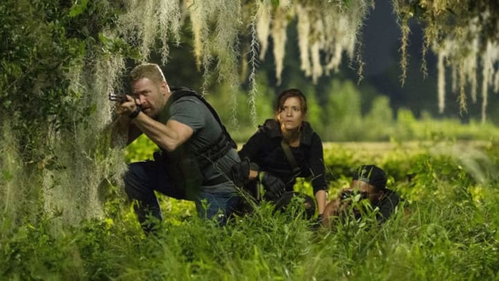 THE PURGE -- "Hail Mary" Episode 209 -- Pictured: (l-r) Max Martini as Ryan Grant, Chelle Ramos as Sara Williams-- (Photo by: Alfonso Bresciani/USA Network)