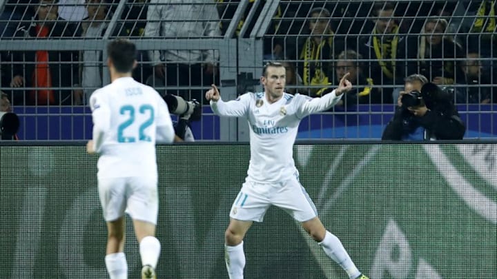 (L-R) Isco of Real Madrid, Gareth Bale of Real Madrid during the UEFA Champions League group H match between Borussia Dortmund and Real Madrid on September 26, 2017 at the Signal Iduna Park stadium in Dortmund, Germany.(Photo by VI Images via Getty Images)