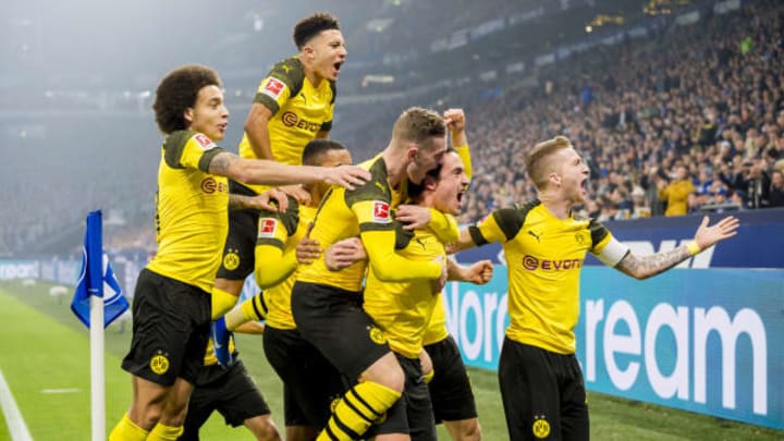 GELSENKIRCHEN, GERMANY – DECEMBER 08: Thomas Delaney celebrates scoring the opening goal during the Bundesliga match between FC Schalke 04 and Borussia Dortmund at the Veltins Arena on December 08, 2018 in Dortmund, Germany. (Photo by Alexandre Simoes/Getty Images)