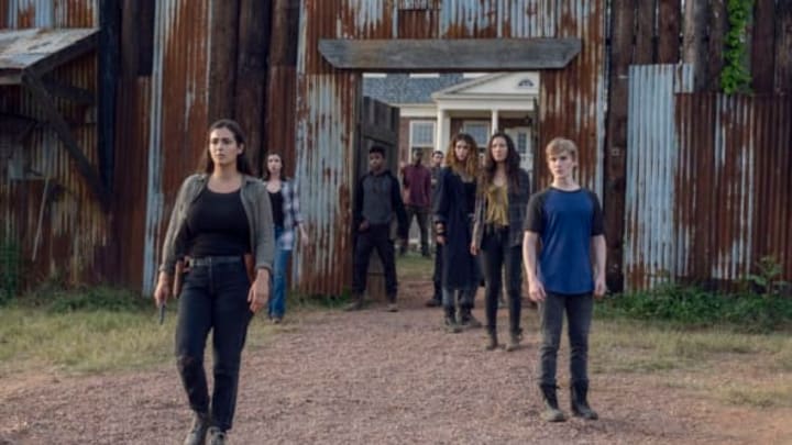 Alanna Masterson as Tara Chambler, Katelyn Nacon as Enid, Angel Theory as Kelly, Nadia Hilker as Magna, Eleanor Matsuura as Yumiko, Matt Lintz as Henry – The Walking Dead _ Season 9, Episode 11 – Photo Credit: Gene Page/AMC