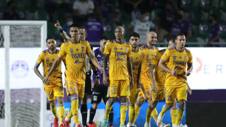 The Tigres had two players limp off in the first 10 minutes against Mazatlán, but still came away with the win. (Photo by Sergio Mejia/Getty Images)