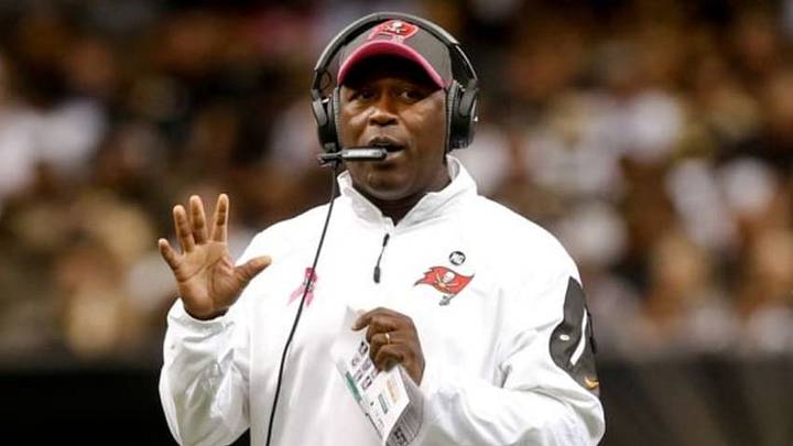 Oct 5, 2014; New Orleans, LA, USA; Tampa Bay Buccaneers head coach Lovie Smith against the New Orleans Saints during the second quarter of a game at Mercedes-Benz Superdome. Mandatory Credit: Derick E. Hingle-USA TODAY Sports Oct 5, 2014; New Orleans, LA, USA; Tampa Bay Buccaneers head coach Lovie Smith against the New Orleans Saints during the second quarter of a game at Mercedes-Benz Superdome. Mandatory Credit: Derick E. Hingle-USA TODAY Sports