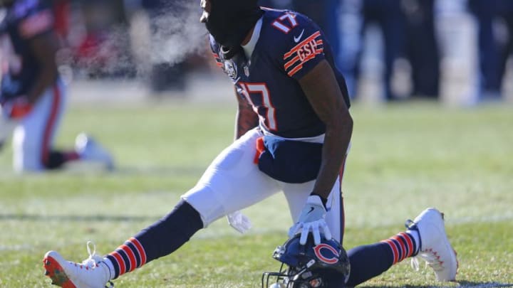 Dec 18, 2016; Chicago, IL, USA; Chicago Bears wide receiver Alshon Jeffery (17) warms up prior to a game against the Green Bay Packers at Soldier Field. Mandatory Credit: Dennis Wierzbicki-USA TODAY Sports