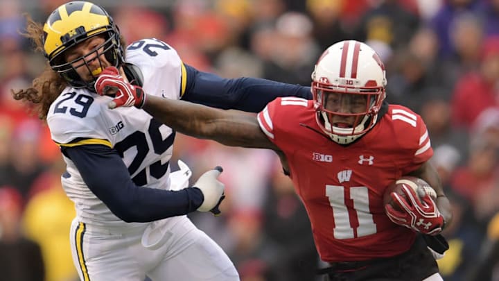 MADISON, WI - NOVEMBER 18: Nick Nelson