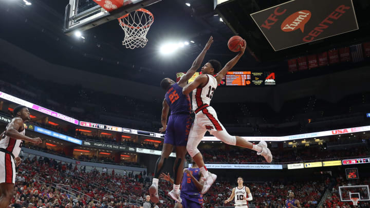 LOUISVILLE, KENTUCKY – JANUARY 25: David Johnson #13 of the Louisville Cardinals shoots the ball against the Clemson Tigers at KFC YUM! Center on January 25, 2020 in Louisville, Kentucky. (Photo by Andy Lyons/Getty Images)