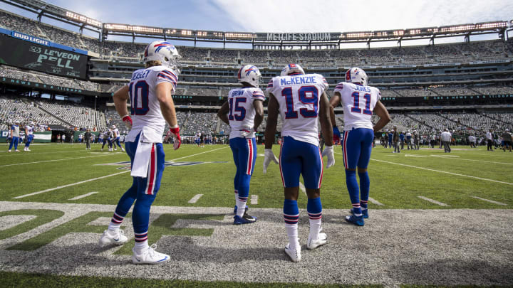 EAST RUTHERFORD, NJ – SEPTEMBER 08: Buffalo Bills offensive players warms up before the game against the New York Jets at MetLife Stadium on September 8, 2019 in East Rutherford, New Jersey. Buffalo defeats New York 17-16. (Photo by Brett Carlsen/Getty Images)