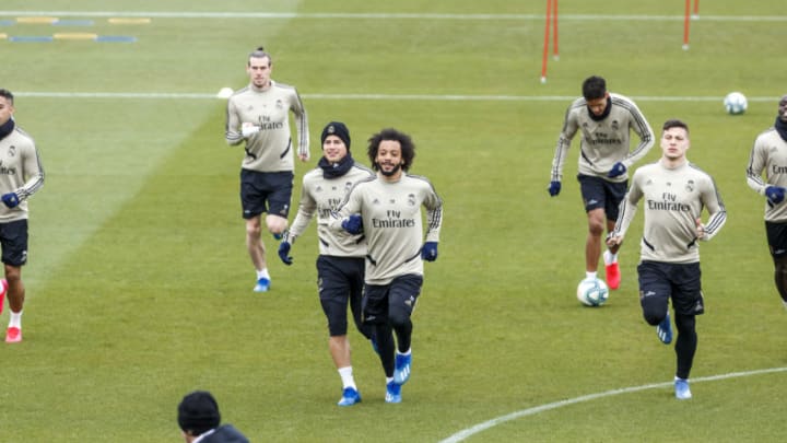 MADRID, SPAIN - FEBRUARY 29: (BILD ZEITUNG OUT) Players of Real Madrid warm up during the Real Madrid Training Session and press conference on February 29, 2020 in Madrid, Spain. (Photo by DeFodi Images via Getty Images)