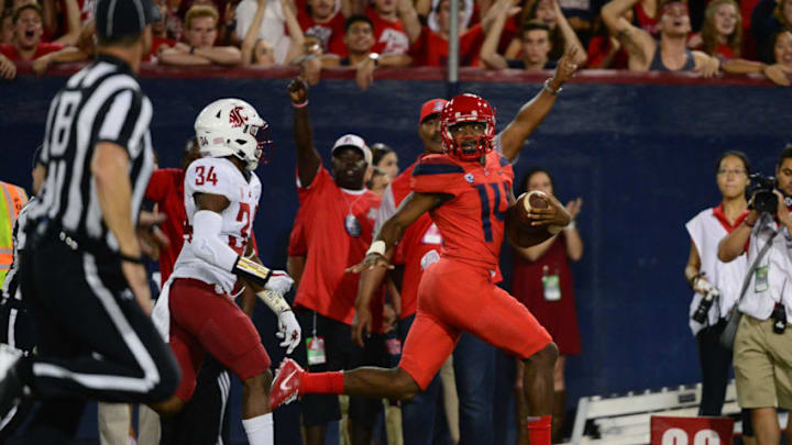 TUCSON, AZ - OCTOBER 28: Quarterback Khalil Tate