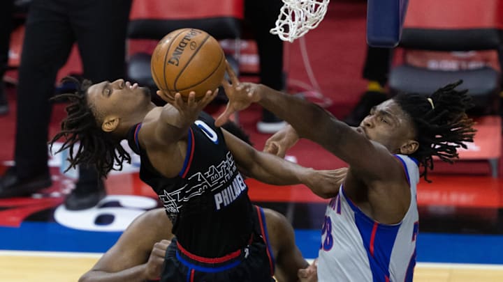 Philadelphia 76ers guard Tyrese Maxey (0) drives for a score against Detroit Pistons center Isaiah Stewart (28) Mandatory Credit: Bill Streicher-USA TODAY Sports