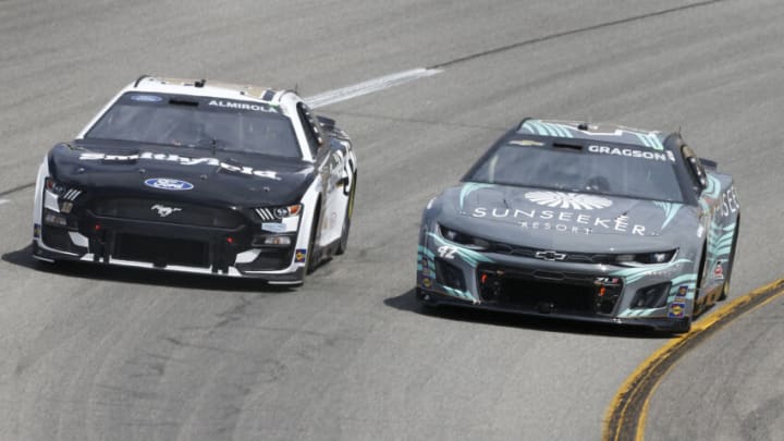 Aric Almirola, Stewart-Haas Racing, Noah Gragson, Legacy Motor Club, NASCAR - Mandatory Credit: Amber Searls-USA TODAY Sports