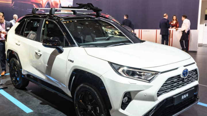 BRUSSELS, BELGIUM - JANUARY 9: Toyota RAV4 Hybrid compact SUV on display at Brussels Expo on January 9, 2020 in Brussels, Belgium. (Photo by Sjoerd van der Wal/Getty Images)