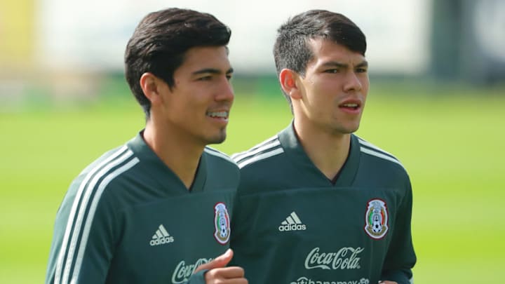 MEXICO CITY, MEXICO - SEPTEMBER 04: Erick Gutierrez and Hirving Lozano warm up during Mexico National Team training session ahead of the international friendly match against Uruguay at CAR on September 4, 2018 in Mexico City, Mexico. (Photo by Hector Vivas/Getty Images)