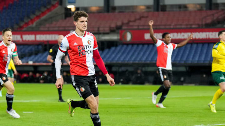 ROTTERDAM, NETHERLANDS - DECEMBER 5: Guus Til of Feyenoord Rotterdam celebrating the 1-0 during the Dutch Eredivisie match between Feyenoord Rotterdam and Fortuna Sittard at Stadion Feijenoord De Kuip on December 5, 2021 in Rotterdam, Netherlands (Photo by Yannick Verhoeven/BSR Agency/Getty Images)