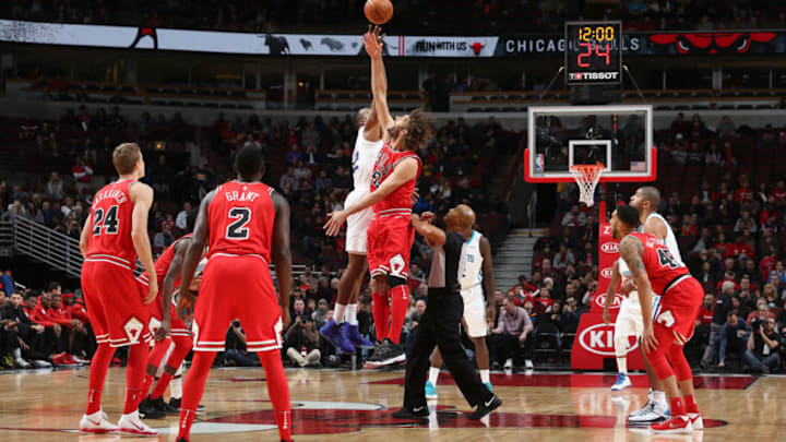 CHICAGO, IL - NOVEMBER 17: Tip off between the Charlotte Hornets and the Chicago Bulls on November 17, 2017 at the United Center in Chicago, Illinois. NOTE TO USER: User expressly acknowledges and agrees that, by downloading and or using this photograph, user is consenting to the terms and conditions of the Getty Images License Agreement. Mandatory Copyright Notice: Copyright 2017 NBAE (Photo by Gary Dineen/NBAE via Getty Images)