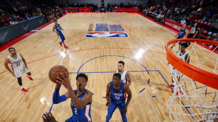 LAS VEGAS, NV - JULY 11: Shai Gilgeous-Alexander #2 of the LA Clippers goes to the basket Washington Wizards during the 2018 Las Vegas Summer League on July 11, 2018 at the Cox Pavilion in Las Vegas, Nevada. NOTE TO USER: User expressly acknowledges and agrees that, by downloading and/or using this photograph, user is consenting to the terms and conditions of the Getty Images License Agreement. Mandatory Copyright Notice: Copyright 2018 NBAE (Photo by David Dow/NBAE via Getty Images)