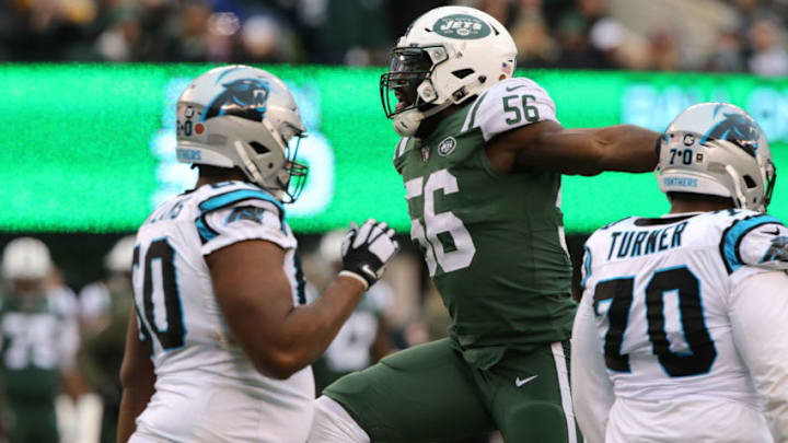 EAST RUTHERFORD, NJ - NOVEMBER 26: Linebacker DeMario Davis