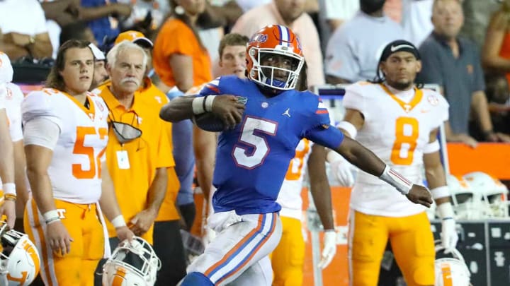 Florida Gators quarterback Emory Jones (5) runs the ball up the sideline during the football game between the Florida Gators and Tennessee Volunteers, at Ben Hill Griffin Stadium in Gainesville, Fla. Sept. 25, 2021.Flgai 092521 Ufvs Tennesseefb 47