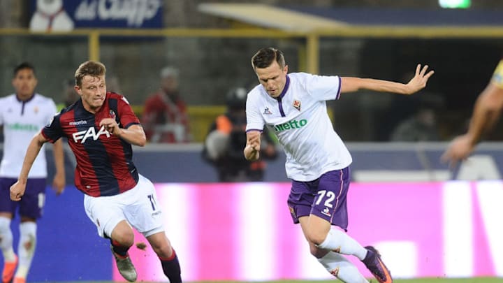 BOLOGNA, ITALY - OCTOBER 29: Josip Ilicic of ACF Fiorentina in action during the Serie A match betweenBologna FC and ACF Fiorentina at Stadio Renato Dall'Ara on October 29, 2016 in Bologna, Italy. (Photo by Mario Carlini / Iguana Press/Getty Images)