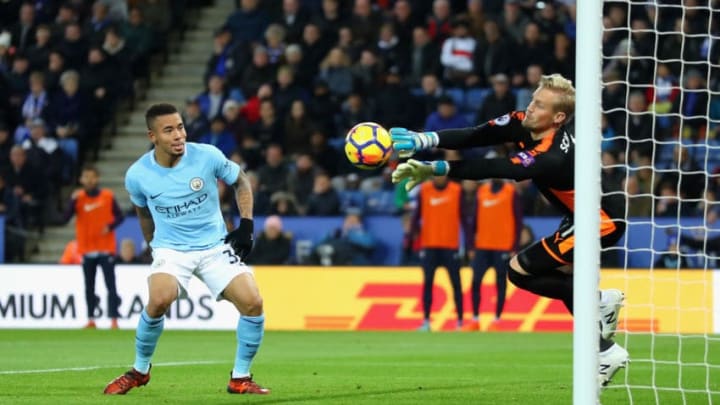LEICESTER, ENGLAND - NOVEMBER 18: Kasper Schmeichel of Leicester City makes a save during the Premier League match between Leicester City and Manchester City at The King Power Stadium on November 18, 2017 in Leicester, England. (Photo by Richard Heathcote/Getty Images)