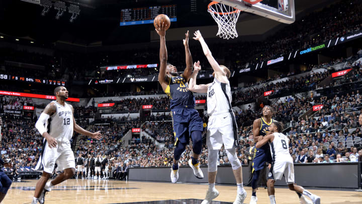 SAN ANTONIO, TX – OCTOBER 24: Thaddeus Young #21 of the Indiana Pacers shoots the ball against the San Antonio Spurs (Photos by Mark Sobhani/NBAE via Getty Images)