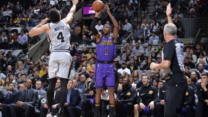 SAN ANTONIO, TX - DECEMBER 7: Kentavious Caldwell-Pope #1 of the Los Angeles Lakers shoots the ball against the San Antonio Spurs on December 7, 2018 at the AT&T Center in San Antonio, Texas. NOTE TO USER: User expressly acknowledges and agrees that, by downloading and or using this photograph, user is consenting to the terms and conditions of the Getty Images License Agreement. Mandatory Copyright Notice: Copyright 2018 NBAE (Photos by Mark Sobhani/NBAE via Getty Images)