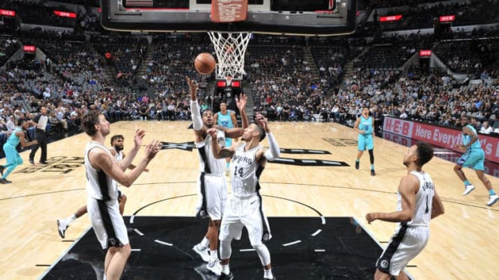 SAN ANTONIO, TX - NOVEMBER 3: LaMarcus Aldridge #12 of the San Antonio Spurs shoots the ball against the Charlotte Hornets on November 3, 2017 at the AT&T Center in San Antonio, Texas. NOTE TO USER: User expressly acknowledges and agrees that, by downloading and or using this photograph, user is consenting to the terms and conditions of the Getty Images License Agreement. Mandatory Copyright Notice: Copyright 2017 NBAE (Photos by Mark Sobhani/NBAE via Getty Images)