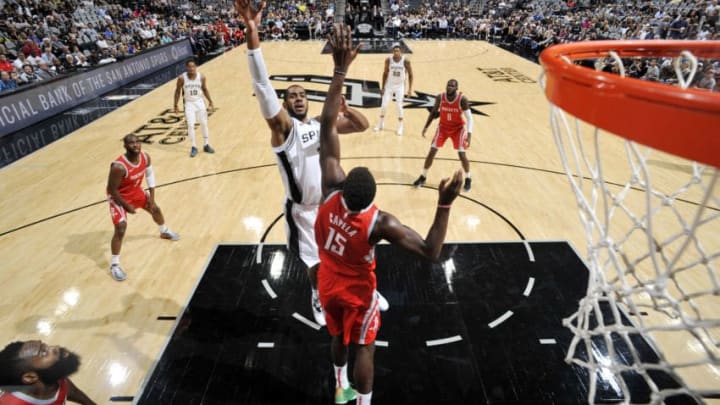 SAN ANTONIO, TX - OCTOBER 7: LaMarcus Aldridge #12 of the San Antonio Spurs shoots the ball against the Houston Rockets during a pre-season game on October 7, 2018 at the AT&T Center in San Antonio, Texas. NOTE TO USER: User expressly acknowledges and agrees that, by downloading and or using this photograph, user is consenting to the terms and conditions of the Getty Images License Agreement. Mandatory Copyright Notice: Copyright 2018 NBAE (Photos by Mark Sobhani/NBAE via Getty Images)