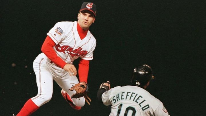 Cleveland Indians shortstop Omar Vizquel (Photo credit should read JEFF HAYNES/AFP via Getty Images)