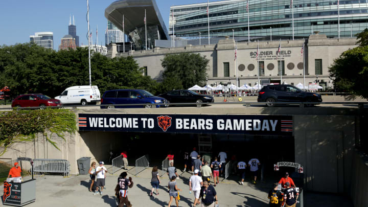 CHICAGO, IL – SEPTEMBER 24: Fans walk toward Soldier Field prior to the game between the Chicago Bears and the Pittsburgh Steelers on September 24, 2017 in Chicago, Illinois. (Photo by Kena Krutsinger/Getty Images)