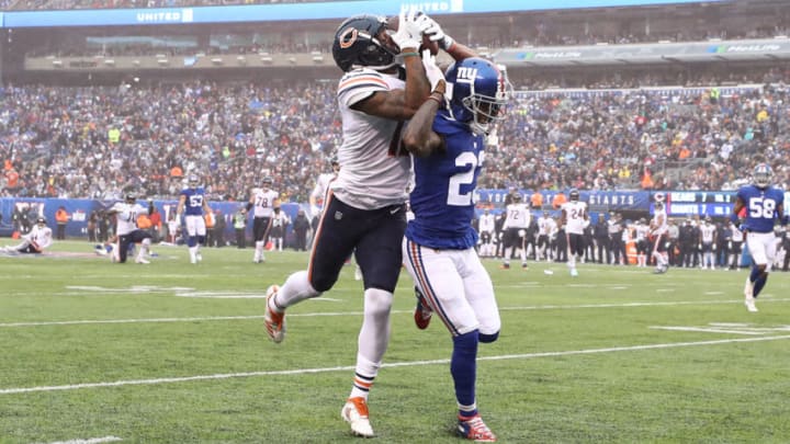 EAST RUTHERFORD, NEW JERSEY - DECEMBER 02: Allen Robinson #12 of the Chicago Bears makes a catch during the second quarter while defended by B.W. Webb #23 of the New York Giants at MetLife Stadium on December 02, 2018 in East Rutherford, New Jersey. (Photo by Al Bello/Getty Images)