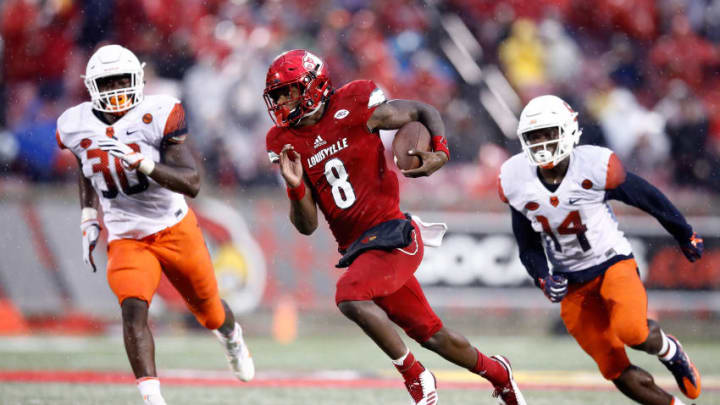 LOUISVILLE, KY - NOVEMBER 18: Lamar Jackson