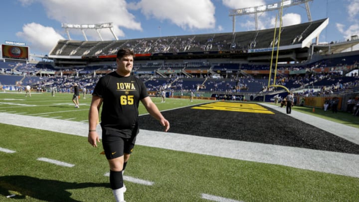 Tyler Linderbaum #65 of the Iowa Hawkeyes. (Photo by Douglas P. DeFelice/Getty Images)