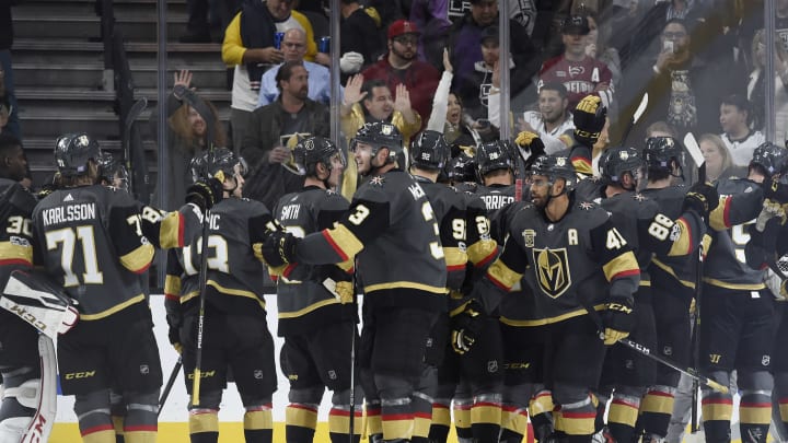 LAS VEGAS, NV – NOVEMBER 19: The Vegas Golden Knights celebrate after defeating the Los Angeles Kings at T-Mobile Arena on November 19, 2017 in Las Vegas, Nevada. (Photo by Jeff Bottari/NHLI via Getty Images) *** Local Caption ***
