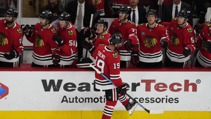 Jonathan Toews #19, Chicago Blackhawks
