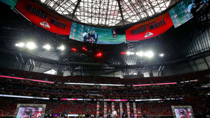 ATLANTA, GEORGIA - DECEMBER 08: Former Atlanta Falcon Roddy White is inducted into the Ring of Honor during halftime of the game against the Carolina Panthers at Mercedes-Benz Stadium on December 08, 2019 in Atlanta, Georgia. (Photo by Kevin C. Cox/Getty Images)