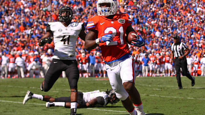 GAINESVILLE, FL - NOVEMBER 07: Kelvin Taylor